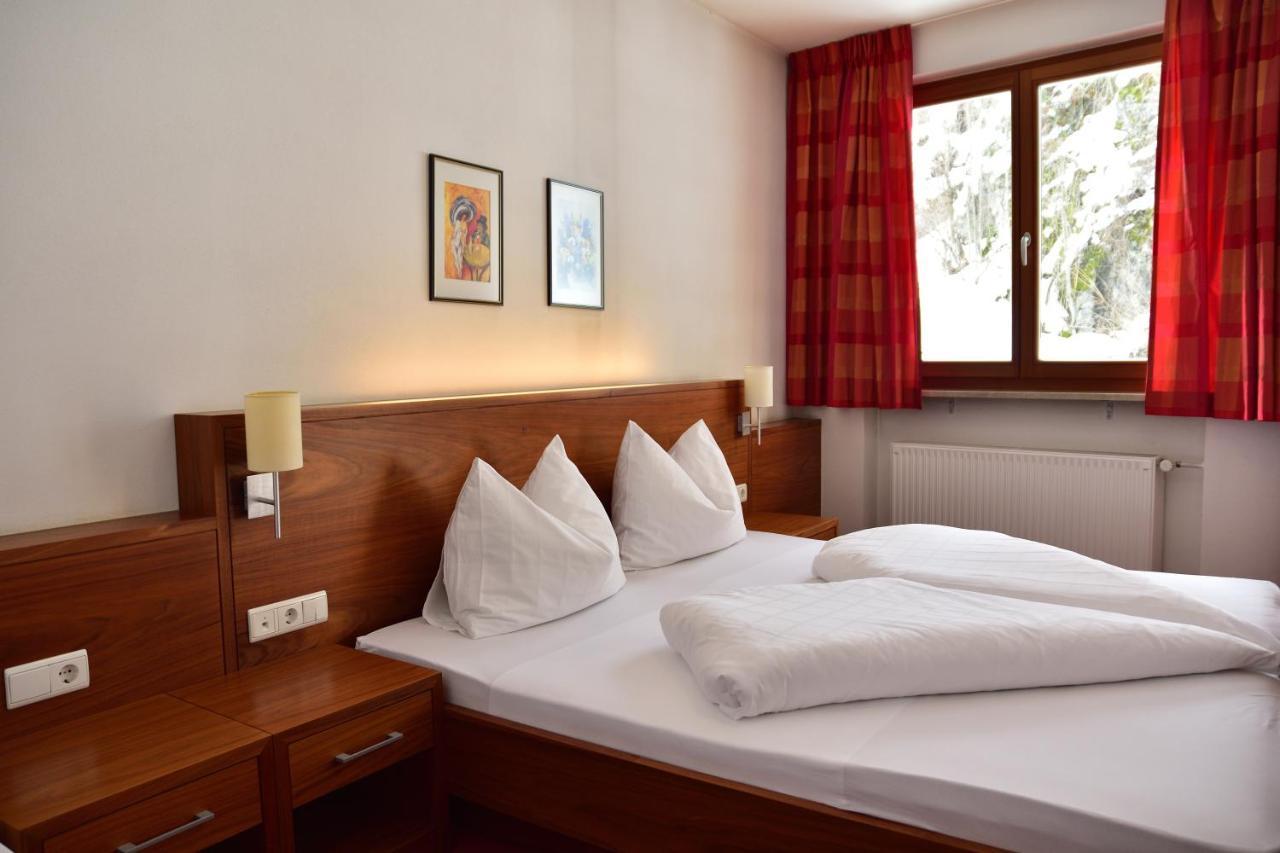 Hotel Krone بَرونيكو المظهر الخارجي الصورة