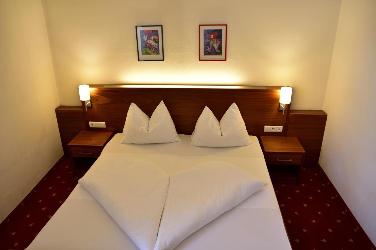Hotel Krone بَرونيكو المظهر الخارجي الصورة