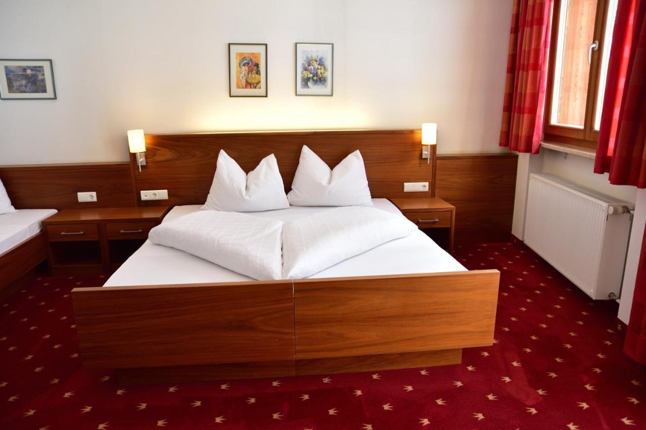 Hotel Krone بَرونيكو المظهر الخارجي الصورة