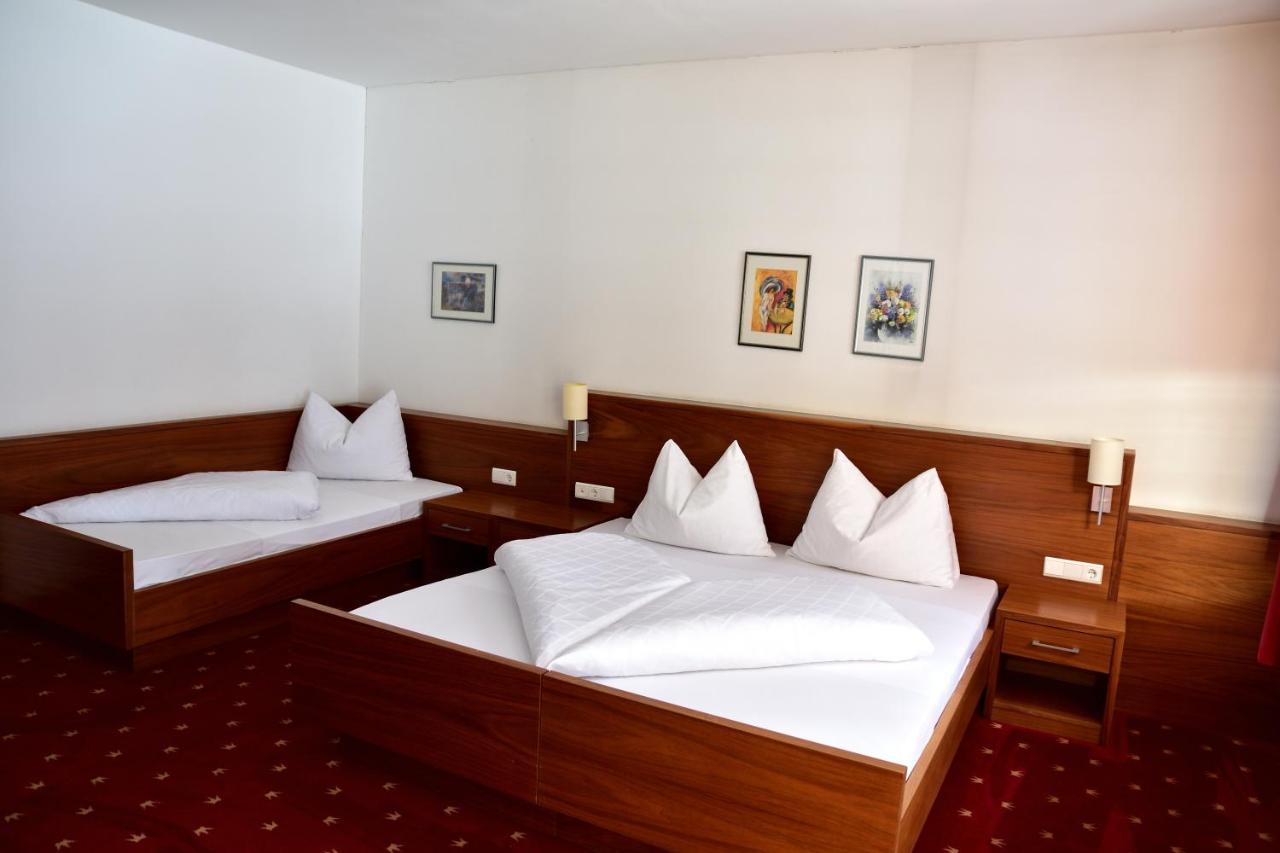 Hotel Krone بَرونيكو المظهر الخارجي الصورة